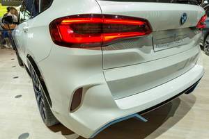 BMW i Hydrogen NEXT: Wasserstoff-Brennstoffzellen-Version des BMW X5 SUV