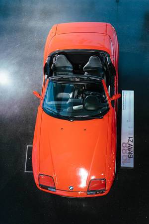 BMW Z1 cabriolet with pull down doors