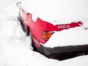 Car stuck after extreme snowfall
