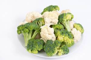 Cauliflower and Broccoli served on the plate
