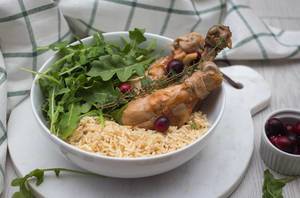 Chicken Drumsticks with Rice and Arugula