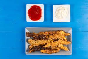 Chicken Sticks with Sesame and Ketchup and Mayonnaise