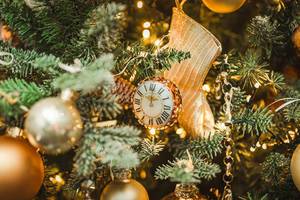 Clock Decor On Christmas Tree With Sock And Golden Balls (Flip 2019)
