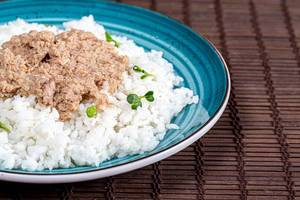 Close up of boiled rice with tuna