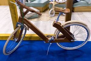Coco-Mat Fahrrad aus Holz