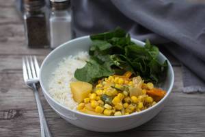 Corn Stew with Spinach and Rice