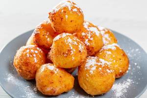 Cottage cheese sweet balls deep fried