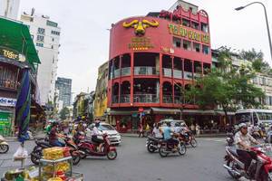 Crazy Buffalo Bar in Bui Vien Street, Saigon
