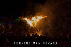 Das jährliche Burning Man Festival in Nevada und der temporären Hippie-Stadt Black Rock City, endet mit Anzünden der riesigen Statue