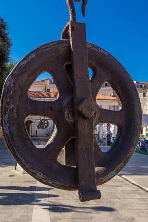 Detail-Aufnahme am Fünf-Brunnen-Platz in Zadar, Kroatien