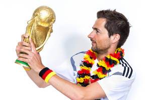 Deutsche Fans: Die WM-Titelverteidigung fest im Blick