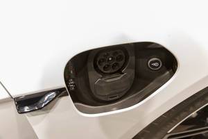E-Mobilität von Porsche: CCS & Typ-2-Anschluss am Elektroauto Taycan Turbo S