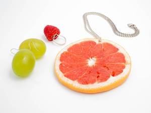Edible jewelry made of fruit  Flip 2019