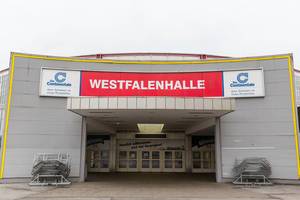 Eingang der Konzerthalle "Westfalenhalle" in Dortmund
