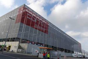Eingang zur Esprit Arena in Düsseldorf