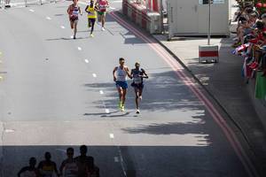 Elkanah Kibet und Daniele Meucci  (Marathon Finale) bei den IAAF Leichtathletik-Weltmeisterschaften 2017 in London