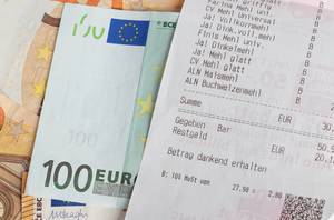 Euro banknotes and receipt