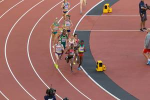 Faith Chepngetich Kipyegon, Laura Muir und weitere 1500-Meter-Läuferinnen bei den IAAF Leichtathletik-Weltmeisterschaften 2017 in London