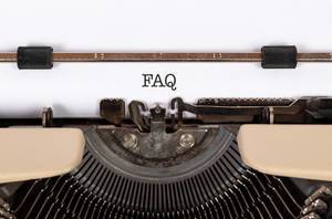 FAQ mit einer alten Schreibmaschine geschrieben