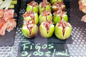 Figs with ham