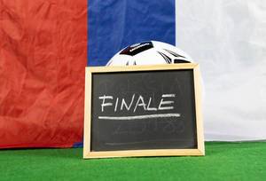 Finale sign with Russian flag