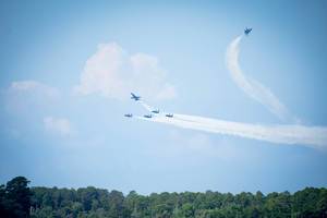 Flugshow der U.S. Navy Blue Angels