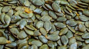 Green pumpkin seeds without shell