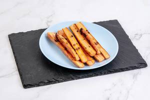 Grilled Carrots served on the plate