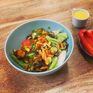 Grilled Veggie Salad with Curry-Mango Dressing #salad #veggie #yummy #instafood