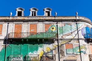 Haus in Lissabon mit BP-Ungeheuer