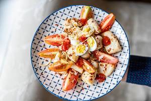Healthy Calamar Seafood Salad With Eggs (Flip 2019)