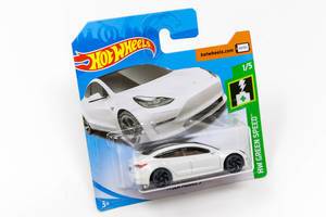 HW Green Speed Hot Wheels Tesla Spielzeugauto von Mattel, originalverpackt