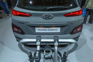 Hyundai SUV: Kona Elektro Auto aus der Heckansicht