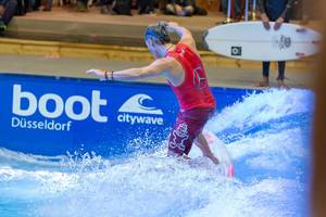 Indoor Surfing Anlage Citywave bei der Boot Düsseldorf 2018