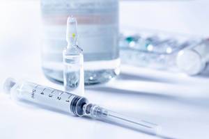 Injectable drugs in bottle and ampoules and syringe