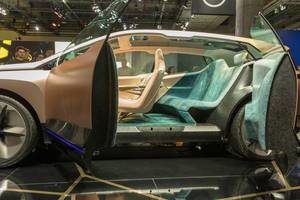 Innenausstattung des BMW Vision iNext, Elektroauto für autonomes Fahren und Emissionsfreiheit