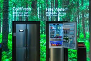 Intelligente Grundig Kühlschränke: ColdFresh hält Lebensmittel länger frisch und FreshMeter überwacht die Haltbarkeit von Fleisch und Fisch