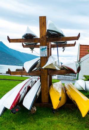 Kayak rental stand