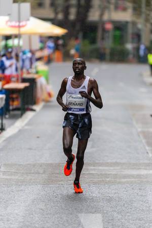 Kenyaner Benard Kipyego beim Mainova Frankfurt Marathon 2019