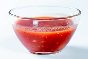 Ketchup in glass bowl