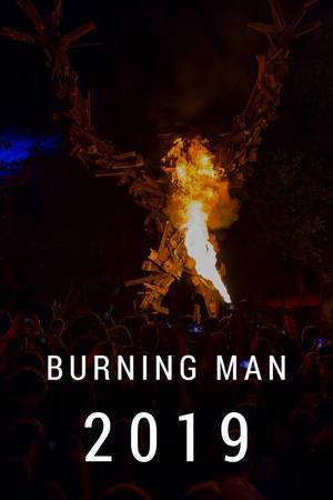Kunstausstellung beim Burning Man Festival 2019 in Nevada, USA, endet mit dem Verbrennen der Holzfigur