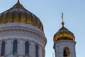 Kuppeln der Christ-Erlöser-Kathedrale in Moskau