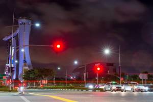 Langzeitbelichtung: Marina Sands Bay Hotel bei Nacht