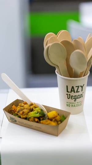 Lazy Vegan taster and a cup with wooden spoons