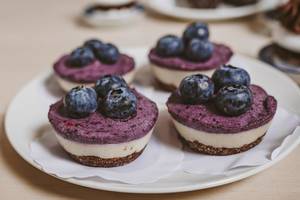 Litle blueberry cheese cakes
