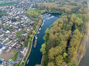 Luftbild: Rhein-Yacht-Club Niederkassel-Mondorf e.V.