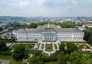 Luftbild von Schloss Koblenz
