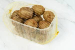 Market package with Kiwi fruit (Flip 2019)