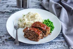 Meat Loaf with Potato and Peas (Flip 2019)
