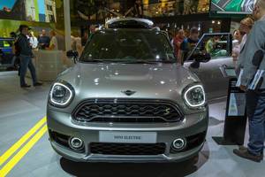 Mini Countryman Plug-in-hybrid with lithium-ion battery and CO2 emissions-free mode